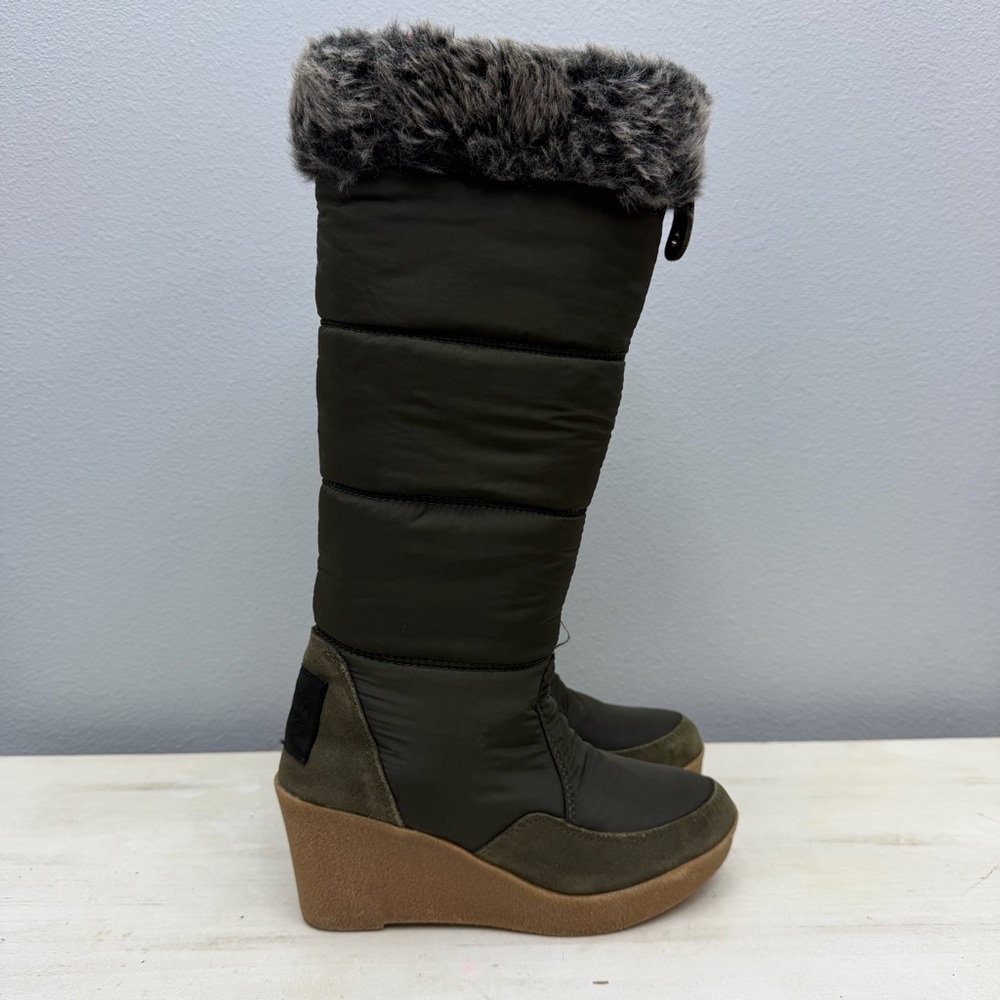Juicy Couture Green Puffer Wedge Platform Boots Size 7 - Picture 4 of 10